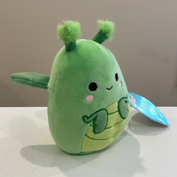 NWT 5” Trenton the Praying Mantis Squishmallow - Picture 2 of 6